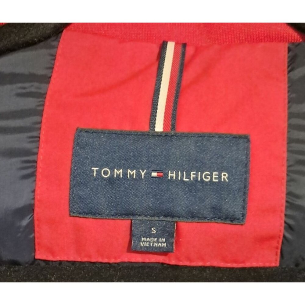 Tommy Hilfiger Mens Red Hooded Bomber Jacket Size S Quilted Insulated Water-Resi - Picture 2 of 16